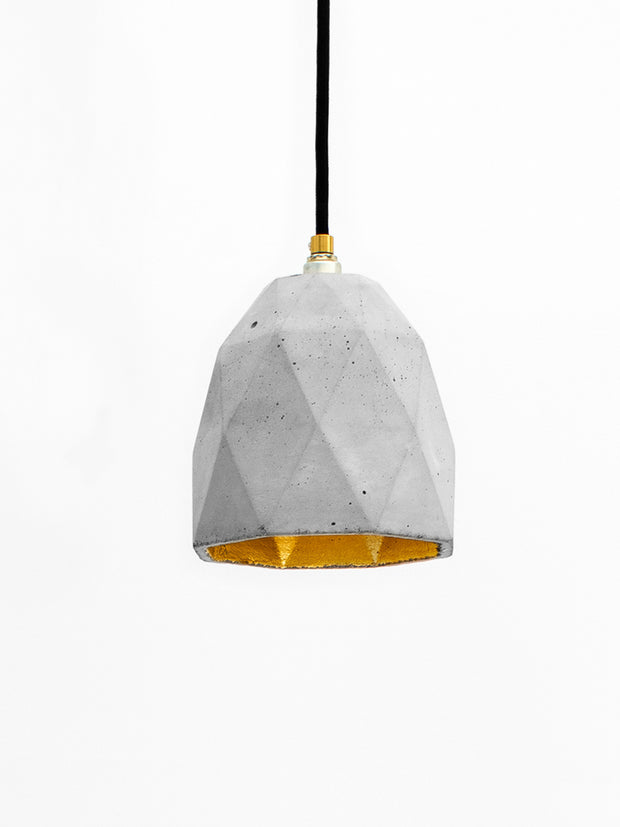 [T1] graue Hängelampe trianguliert von GANTlights